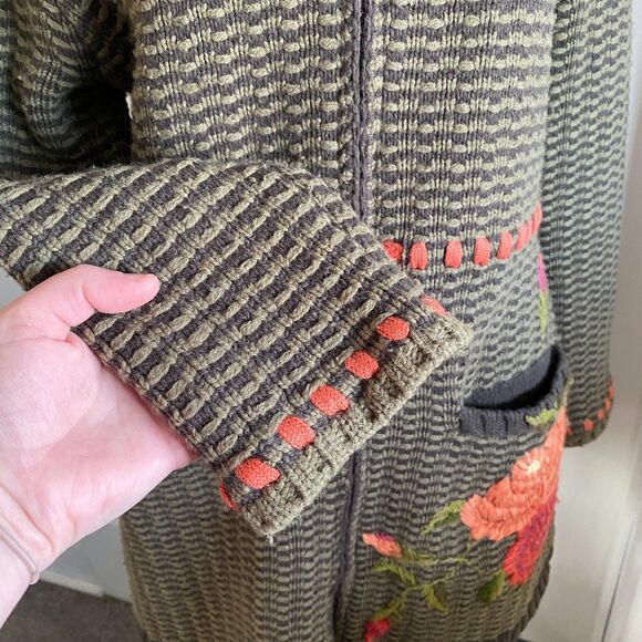 Cabi Wool Blend Long Cottagecore Embroidered Floral Hooded Zip Knit Sweater Sz S - Picture 6 of 14